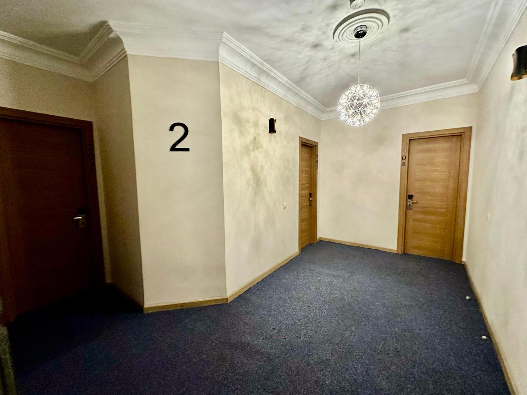 Hotel Tsereteli Batoemi Buitenkant foto